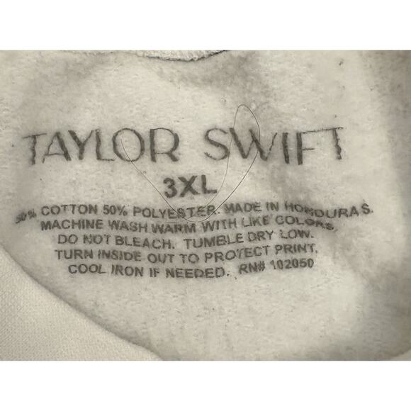 Taylor Swift Fearless Taylor’s Version Crewneck Sweatshirt Size 3XL White - Picture 8 of 11